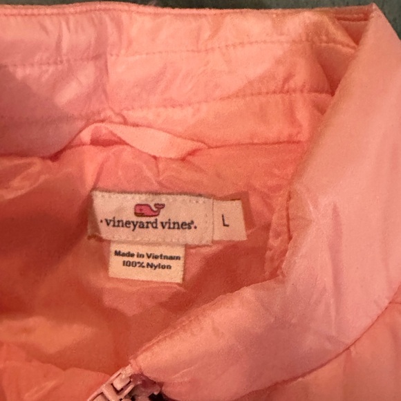 Vineyard Vines Kids Large/Ladies XS Mountain Weekend Puffer Vest Flamingo NWT - Picture 2 of 3